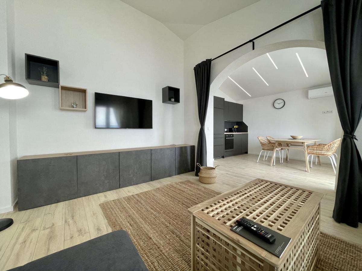 Lambda Holiday Apartments Jesenice  Exterior photo